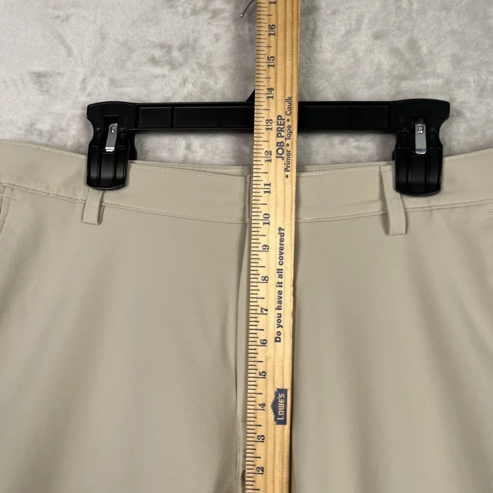 Under Armour Men's Golf Pants 38x30 Performance Beige Tan Straight Chino Khaki‎